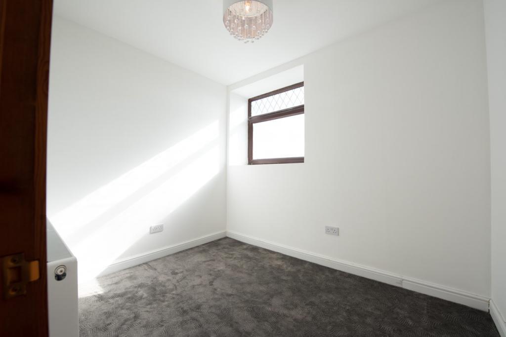 Caswell Street, Llanelli, SA15 1BS